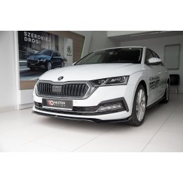 Накладка сплиттер на передний бампер на Skoda Octavia IV